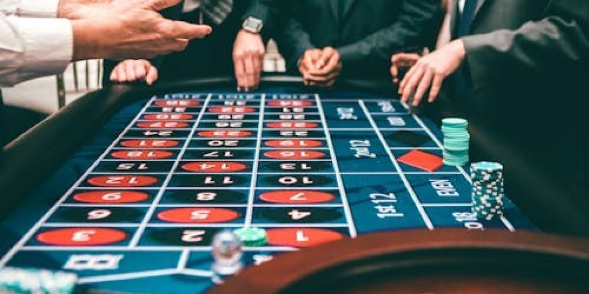 "La integración de la inteligencia emocional en el diseño de interfaces de usuario en casinos online en 2025: Crean